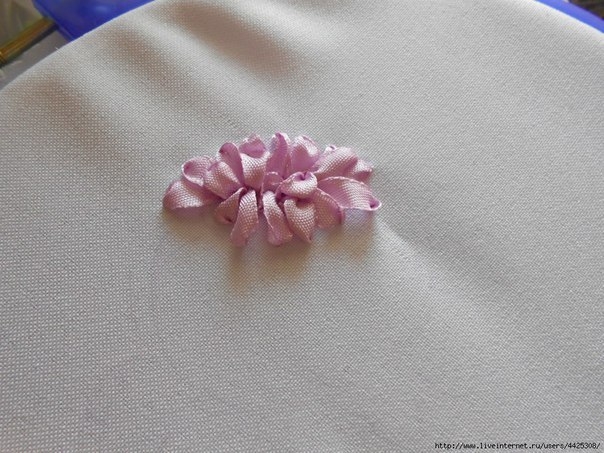 Вышиваем лентами. Мастер-класс