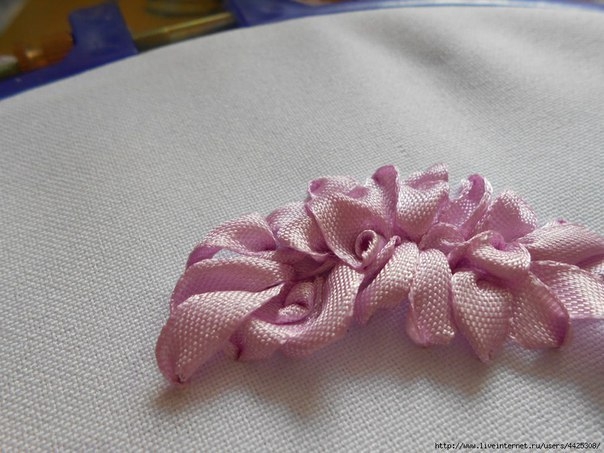 Вышиваем лентами. Мастер-класс