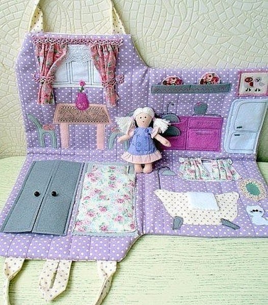 Игровой домик-сумочка для куколки