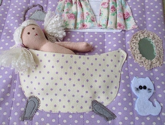 Игровой домик-сумочка для куколки