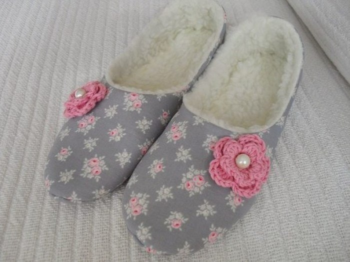 Шьем симпатичные уютные тапочки