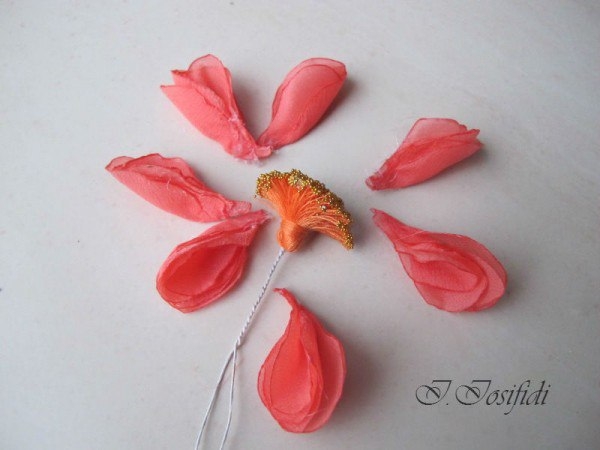 Роза Остина из полиэстра. Роза Остина из полиэстра.