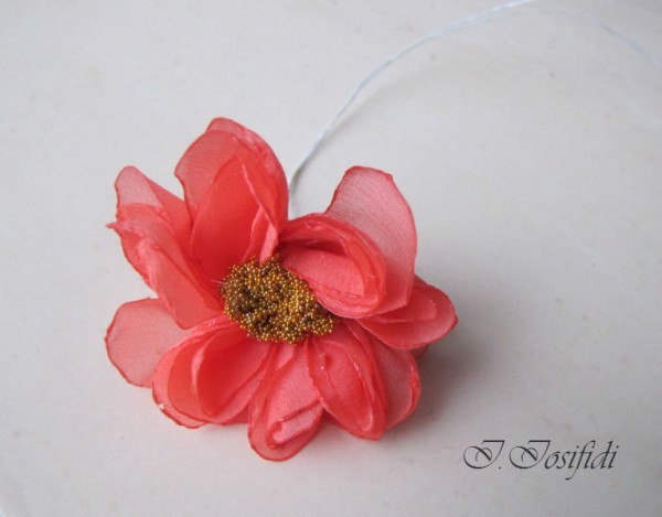 Роза Остина из полиэстра. Роза Остина из полиэстра.