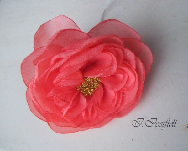 Роза Остина из полиэстра. Роза Остина из полиэстра.