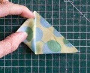 Цветок из ткани