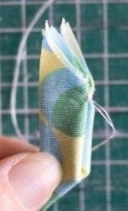 Цветок из ткани