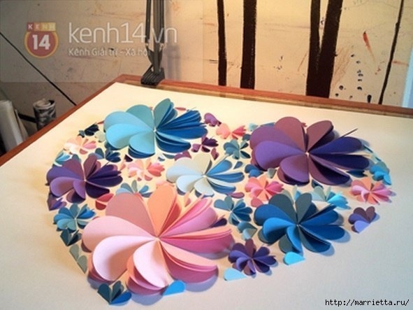 Панно с объемными сердечками