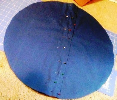 Декорируем подушку органзой