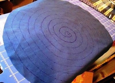 Декорируем подушку органзой