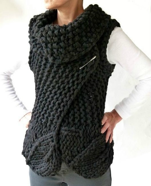 Жилет крупной вязки: стильно и тепло Жилет крупной вязки: стильно и тепло