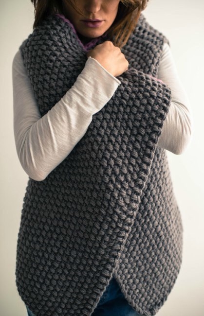 Жилет крупной вязки: стильно и тепло Жилет крупной вязки: стильно и тепло