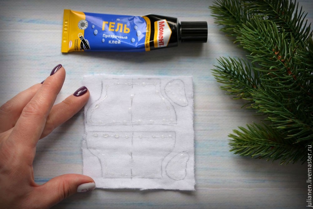 Шьем рождественские валенки для миниатюр