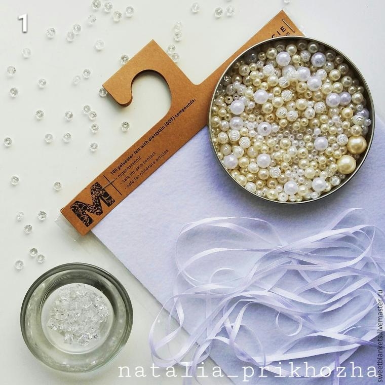Жемчужные украшения на елочку или в качестве повседневного декора