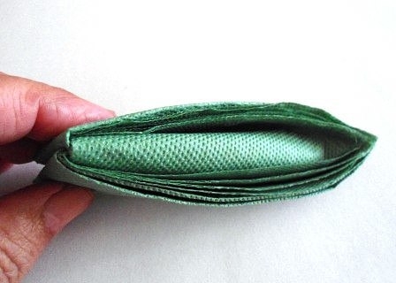 Лотос из салфеток