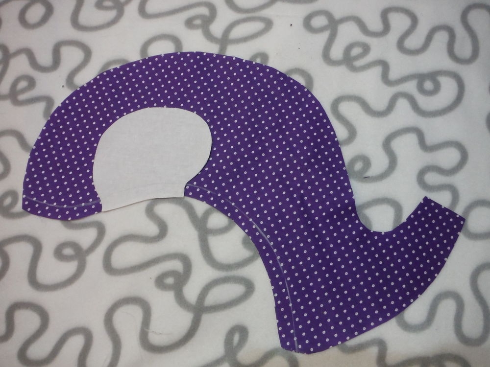 Шьем игрушку-подушку «Китенок»