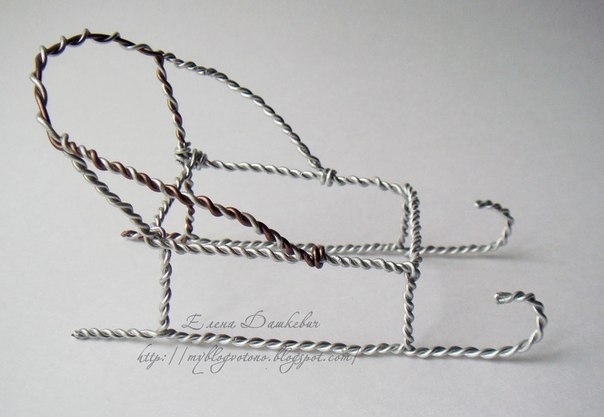 Миниатюрные саночки. Мастер-класс.