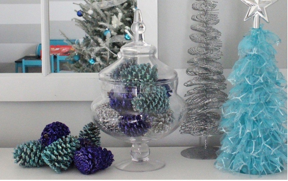 Шишки лесные для декора. Такая простая идея, но такой красивый результат