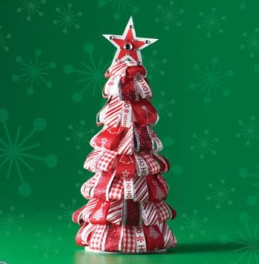 Топиарии-ёлочки из лент Топиарии-ёлочки из лент