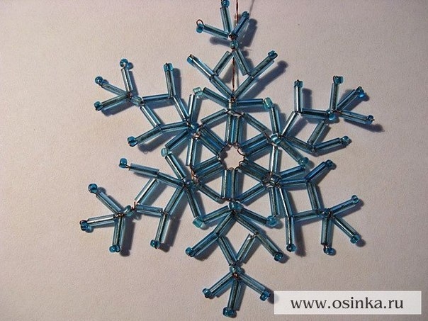 Снежинка из бисера. Мастер-класс.