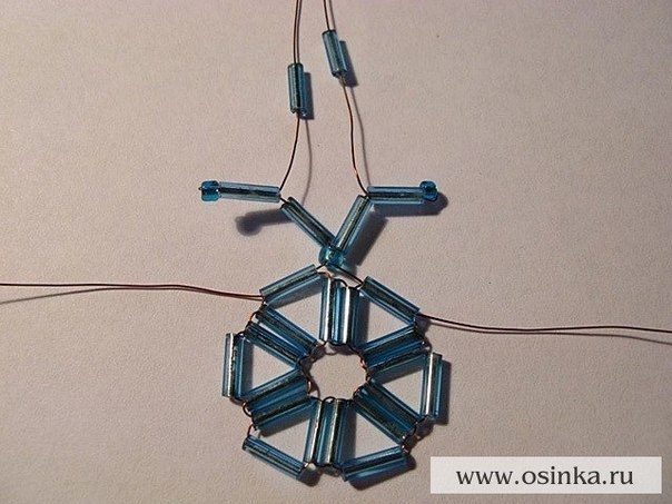 Снежинка из бисера. Мастер-класс.