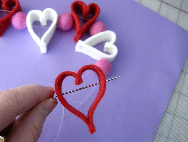 Гирлянда своими руками! Из фетра или цветной бумаги!