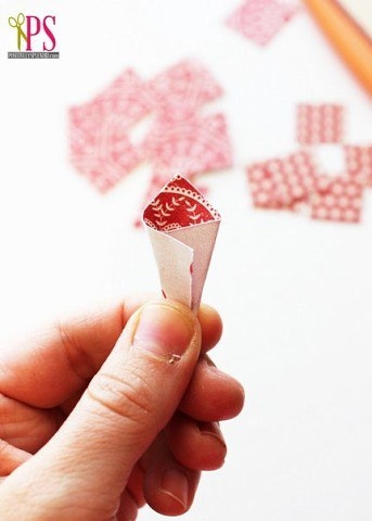 Красивая снежинка для оформления подарков Красивая снежинка для оформления подарков