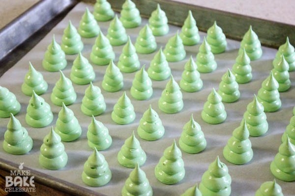 Новогодние ёлочки-безе