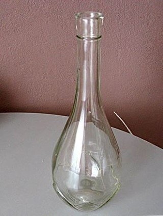 Вазочка из бутылки