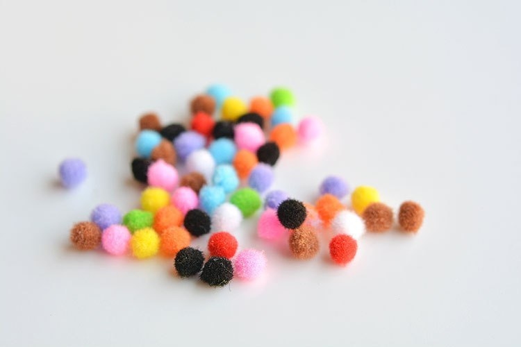 Делаем елочную игрушку с детьми