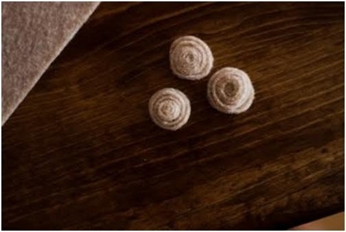 Фетровые цветы для декора