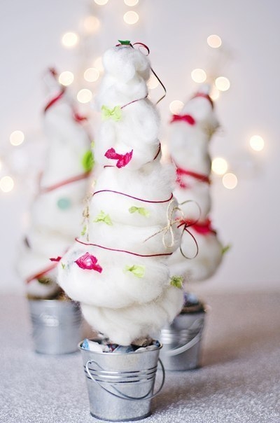 Елочки из ваты.