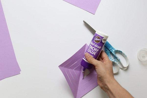 Гигантская снежинка из бумаги. Мастер-класс.