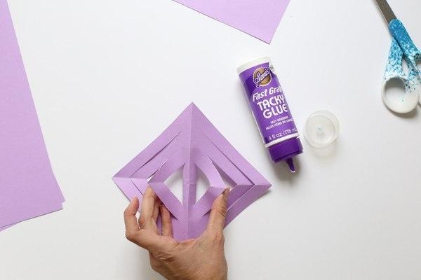 Гигантская снежинка из бумаги. Мастер-класс.