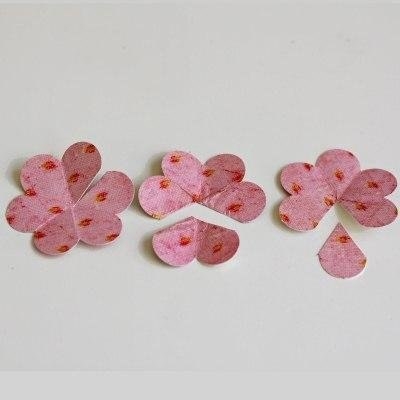 Рамочка с бумажными цветами