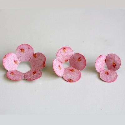 Рамочка с бумажными цветами