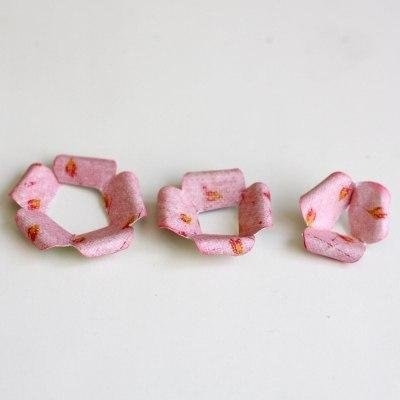 Рамочка с бумажными цветами