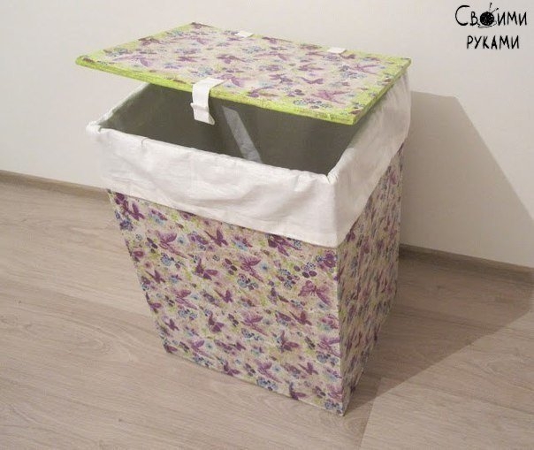 Элементарный ящик для белья из картона и бумажных салфеток