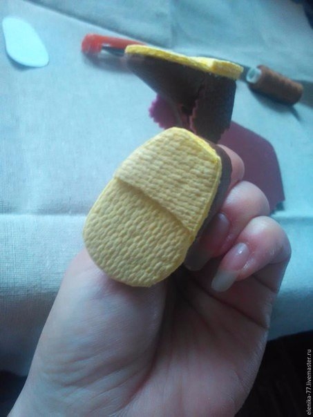 Миниатюрные ботиночки для куклы или мишки