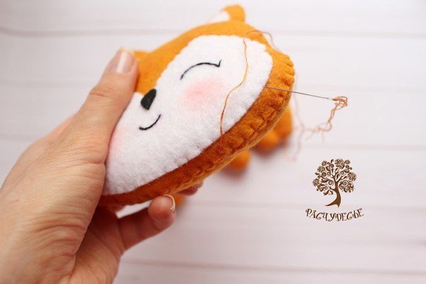 Лисенок из фетра