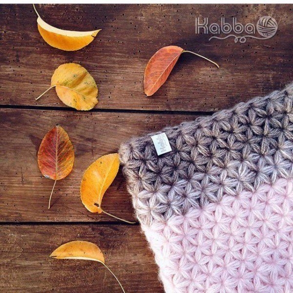 Снуд узором звездочки.