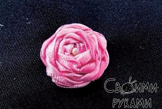 Вышиваем розочку