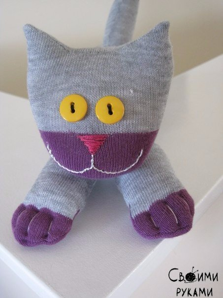 Котик из носков