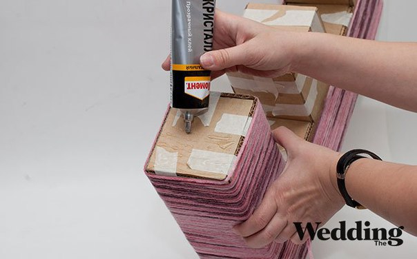 Буквы из картона и ниток для декора