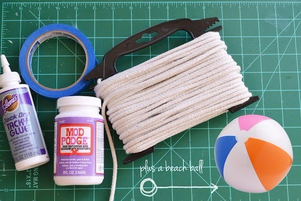 Необычный плафон из веревки