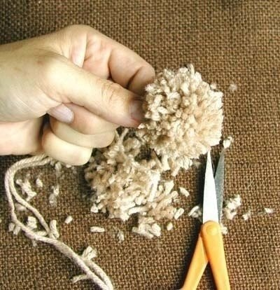 Коврик из помпонов