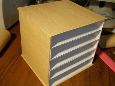 Картонный комодик