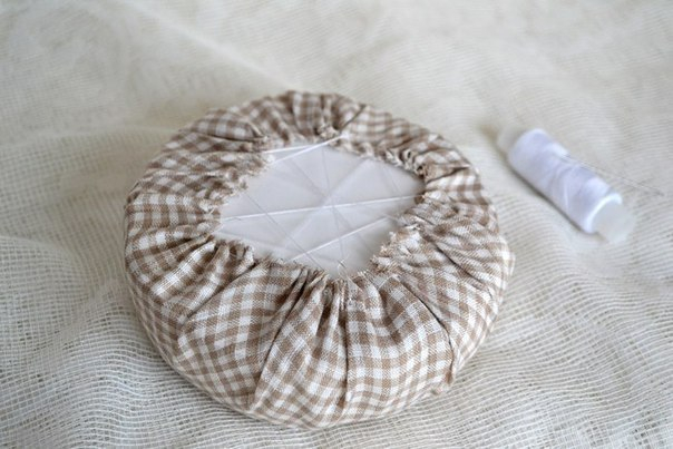 Шкатулка-игольница