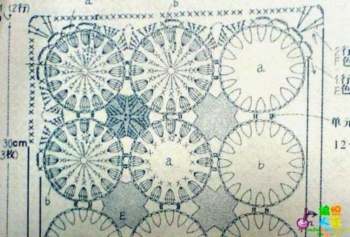 Красивый коврик из цветов