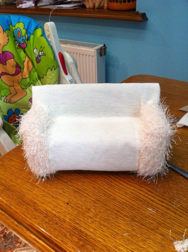 Диванчик для Барби из картона