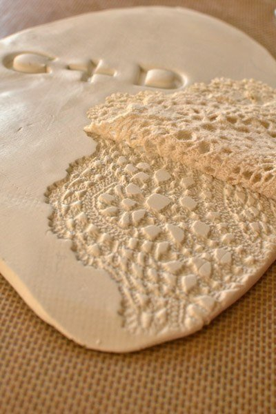 Кружевная тарелочка для колец из полимерной глины